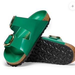 NWOB Birkenstock Arizona big buckle sandals